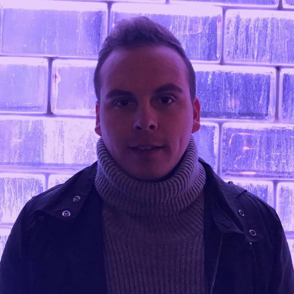 Meet your Posher, Craig